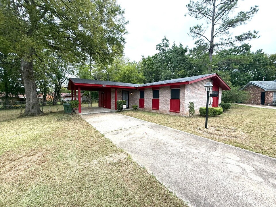 5321 Kevin Ct in Montgomery, AL - Building Photo