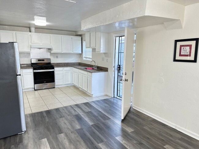 1317 8rd Ave in Oakland, CA - Building Photo - Building Photo