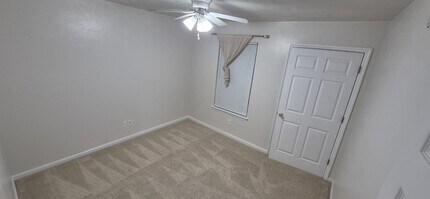 1861 Hopkins Dr in Tallahassee, FL - Building Photo - Building Photo
