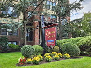 Clinton Arms in Hackensack, NJ - Foto de edificio - Building Photo