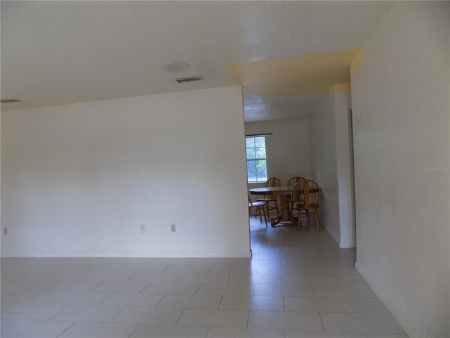 1724 NW 39th Ave in Gainesville, FL - Building Photo - Building Photo