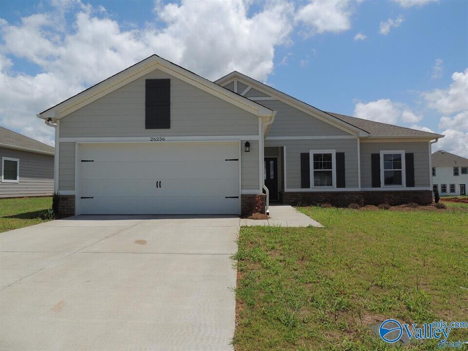 26338 Valley Ridge Rd in Madison, AL - Building Photo