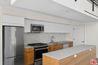 2412 Eads St in Los Angeles, CA - Building Photo - Building Photo