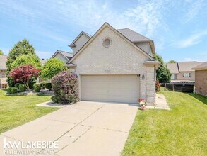 51460 Blue Spruce Dr in Macomb, MI - Building Photo - Building Photo