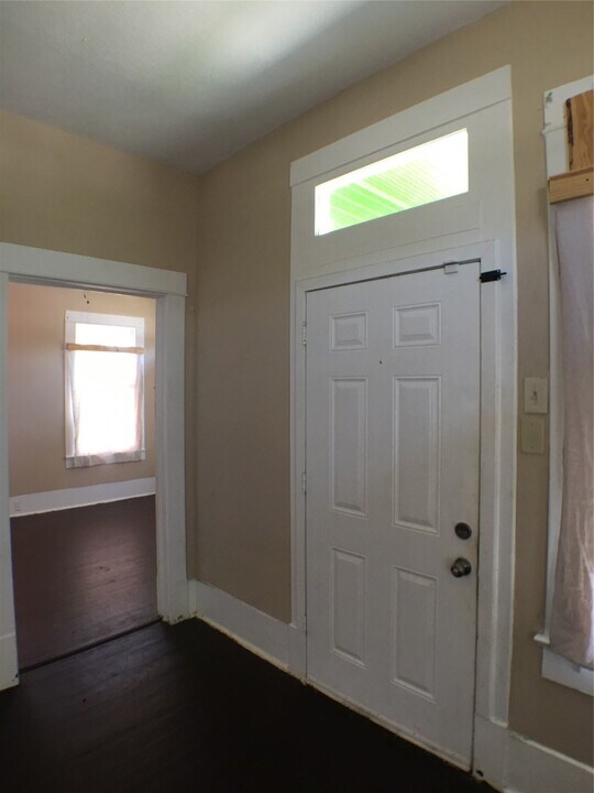 3828 Avenue M 1/2 in Galveston, TX - Building Photo