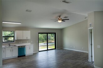 2701 E 18th St in Lehigh Acres, FL - Building Photo - Building Photo