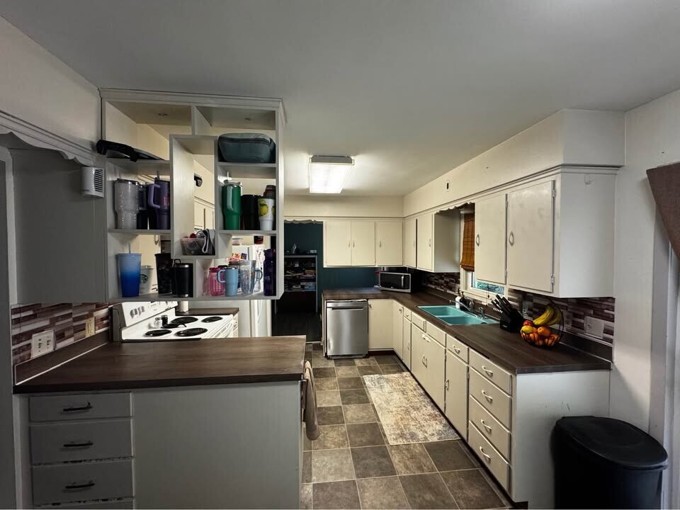 618 E Main St, Unit 3 in Mankato, MN - Foto de edificio