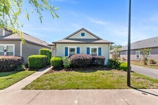 7916 SW 80th Dr in Gainesville, FL - Building Photo