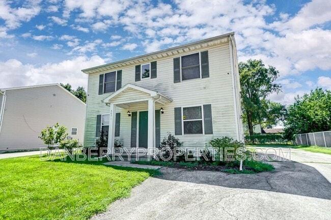 3571 Turret Green Dr in Toledo, OH - Building Photo - Building Photo