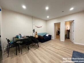 871 Harrison Ave, Unit 3 in Boston, MA - Building Photo - Building Photo