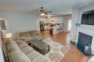 4918 McEver View Dr in Sugar Hill, GA - Building Photo - Building Photo