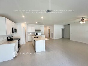 700 Carlyle Wy in Fort Pierce, FL - Building Photo - Building Photo