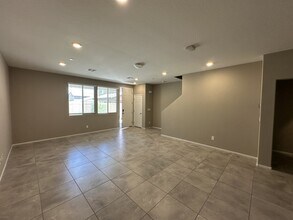 8728 Giant Causeway Ave in Las Vegas, NV - Building Photo - Building Photo