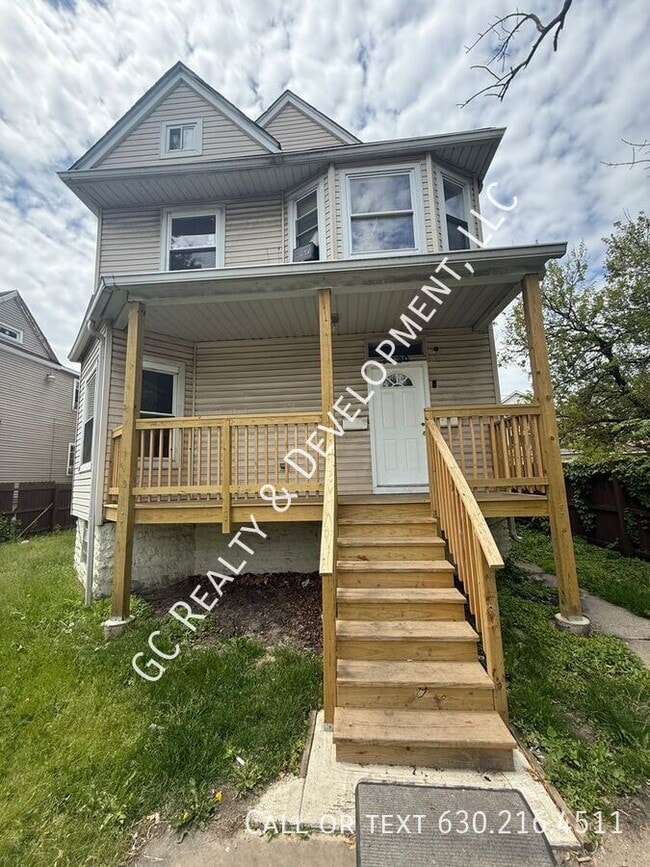 property at 7230 S Perry Ave