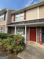 424 WI Pkwy in Dallas, GA - Building Photo