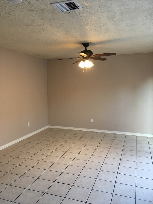 property at 3010 Beecave Dr