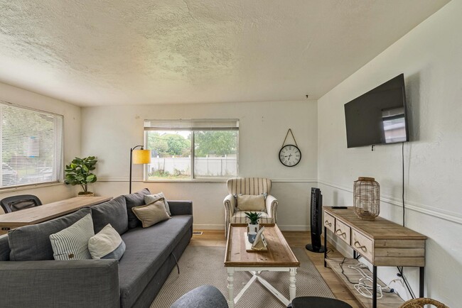 622 S 1000 W in Salt Lake City, UT - Building Photo - Building Photo