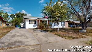 7107 Westshire Dr in San Antonio, TX - Building Photo