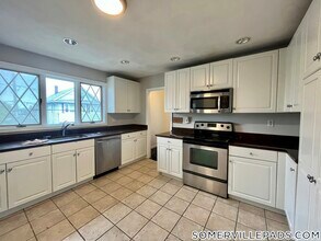59 Sunset Rd in Somerville, MA - Foto de edificio - Building Photo