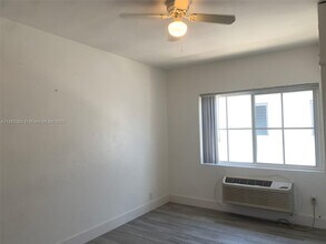 8011 Abbott Ave in Miami Beach, FL - Building Photo - Building Photo