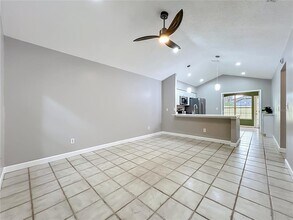 2557 Riva Ct in Orlando, FL - Building Photo - Building Photo