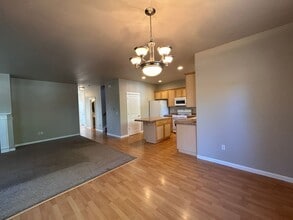 20182 Graham Rd in Bend, OR - Building Photo - Building Photo
