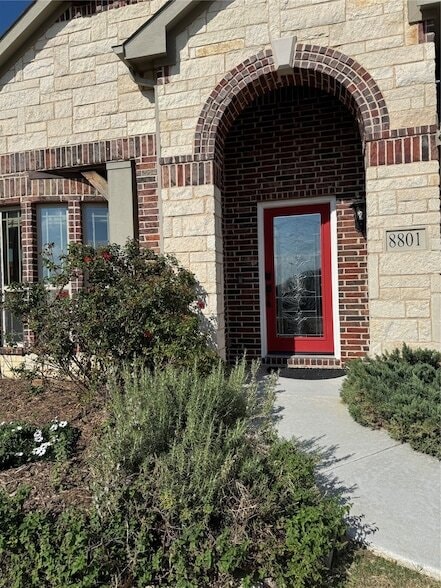 8801 Cassidy Ln in Aubrey, TX - Building Photo - Building Photo