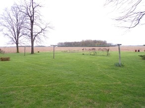 7623 S 750 E in Bluffton, IN - Building Photo - Building Photo
