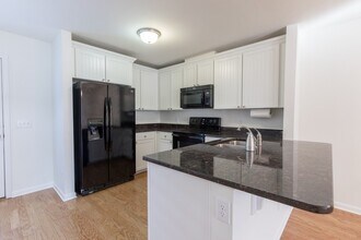 1249 Riverbrook Dr in Nashville, TN - Building Photo - Building Photo