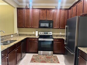 10300 Via Colomba Circle in Ft. Myers, FL - Building Photo - Building Photo