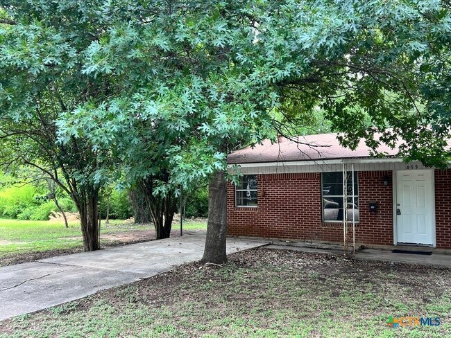 property at 459 Lindsey St