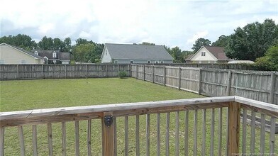 122 Mosswood Dr in Raeford, NC - Building Photo - Building Photo