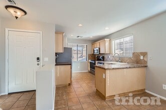 25841 W Valley View Dr in Buckeye, AZ - Building Photo - Building Photo