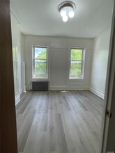 135 Somers St in Brooklyn, NY - Building Photo - Building Photo