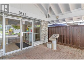 3148-3148 St Johns St in Port Moody, BC - Building Photo - Building Photo