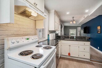 3119 Central St in Kansas City, MO - Building Photo - Building Photo