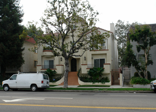 14806 Burbank Blvd in Sherman Oaks, CA - Foto de edificio - Building Photo