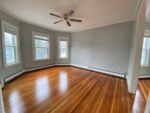 79 Mystic St in Arlington, MA - Building Photo - Building Photo
