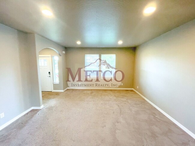 32901 E Lincoln Wy in Eugene, OR - Building Photo - Building Photo
