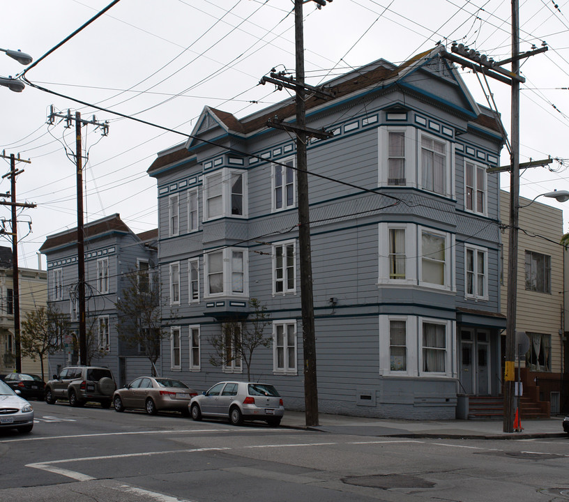 2901 Folsom St in San Francisco, CA - Foto de edificio