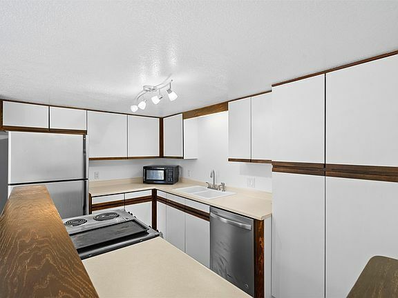 property at 65 Bonnie View Dr
