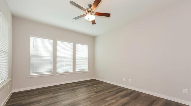 407 Thornton Ct in Saginaw, TX - Building Photo - Building Photo