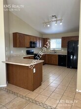 722 W Calle Marojo in Sahuarita, AZ - Building Photo - Building Photo