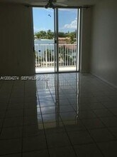 80 S Shore Dr in Miami Beach, FL - Building Photo - Building Photo