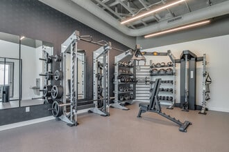 The Emree in West Bend, WI - Foto de edificio - Interior Photo