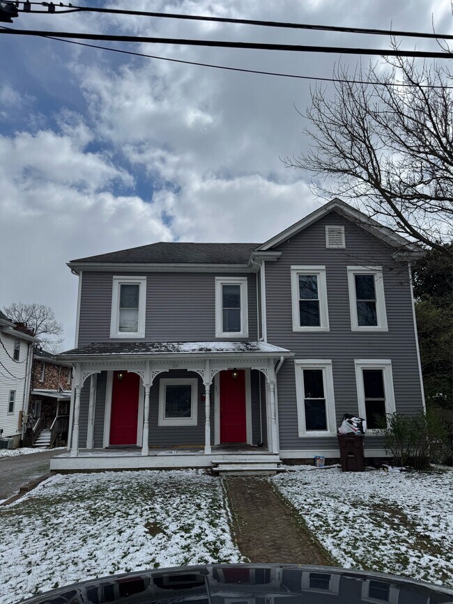 351 High St in Richmond, KY - Building Photo - Building Photo