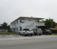 2009 Fillmore St Apartments