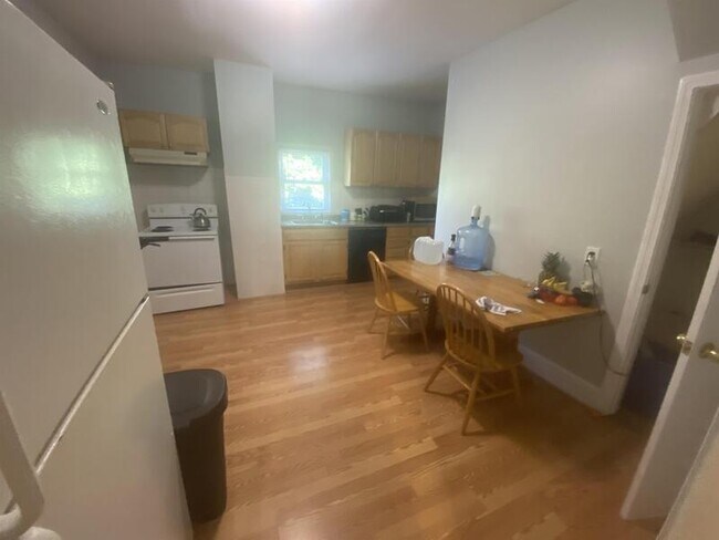 property at 117 Buttonwood St