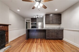 338 S Laurel St-Unit -1 in Richmond, VA - Foto de edificio - Building Photo