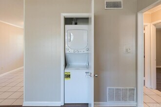 1401 Plummer St in Jacksonville, AR - Building Photo - Building Photo